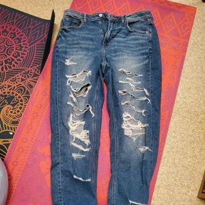 American eagle mom jeans